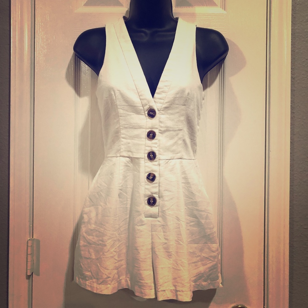 Showpo. Short suit.